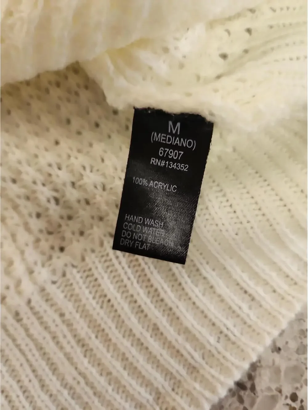 Sweater - Picture 8 of 8